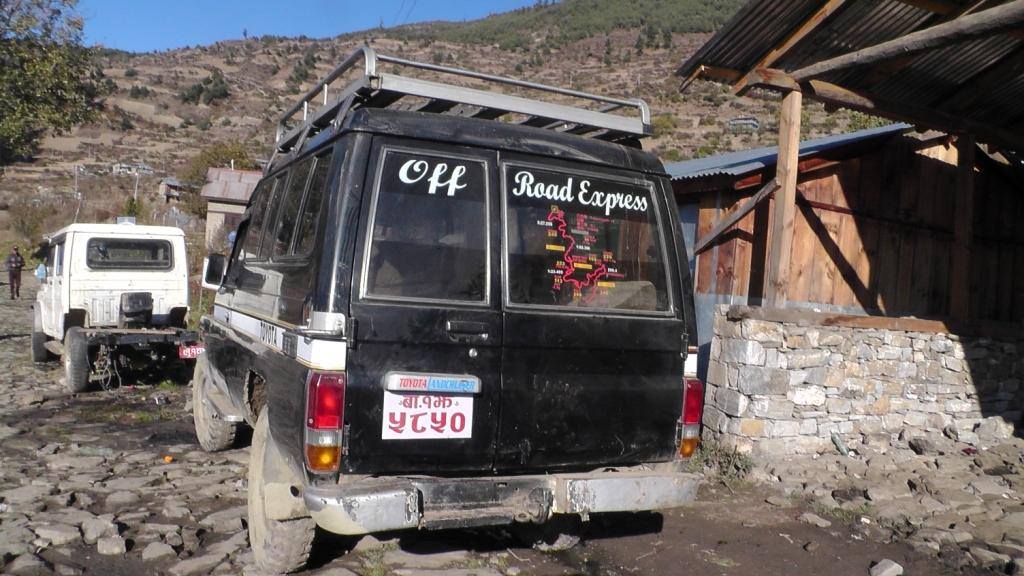 पहिलो पटक सडकको गाडी हुम्ला पुग्यो