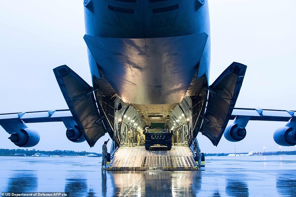 इराकमाथि कडा प्रतिबन्ध लगाउने ट्रम्पको चेताबनी