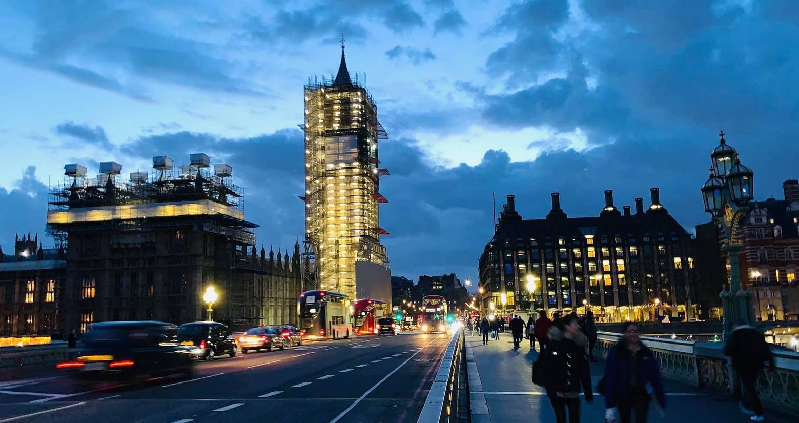 अस्पताल भर्ना दरमा दोब्बर वृद्धि : इङ्ल्याण्डमा पुनः बन्दाबन्दी हुनसक्ने