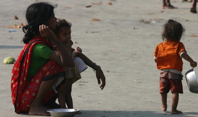 महामारी र विश्वव्यापी मन्दीले १५ करोड मानिस चरम गरिबीमा फस्न सक्ने विश्व बैंकको चेतावनी