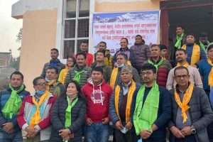 पत्रकारका नेताहरु हेलम्बुमा
