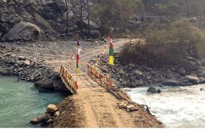 अस्थायी मोटरेबल पुल निर्माण