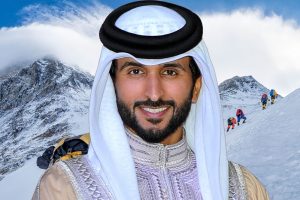 बहराइनी राजकुमारबाट सगरमाथा आरोहण