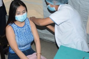 चीनले लगायो एक अर्ब डोज खोप