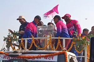 जनकपुरधाममा जनकपुर बोल्ट्सका खेलाडीको ‘ट्रफी परेड’