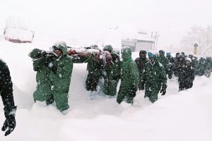 बद्रीनाथमा हिमपहिरो, फसेका ५७ जनामध्ये १० व्यक्तिको उद्धार