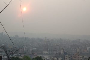 किन बढ्दै छ, वायु प्रदूषण ?