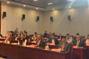 माओवादी केन्द्र र सिपिसीका नेताहरूबीच भेटवार्ता