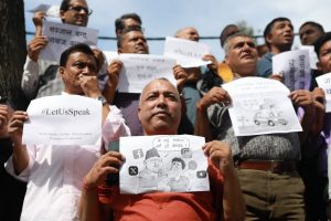 सामाजिक सञ्जालमाथि लगाइएको प्रतिबन्धको विरोधमा प्रदर्शन