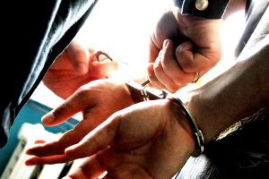 सुनका गहना चोरी गर्ने पक्राउ