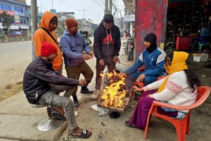 शीतलहरबाट जनजीवन प्रभावित