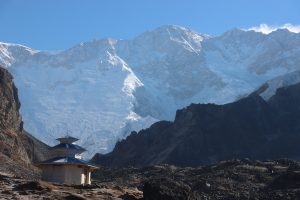 कञ्चनजङ्घा आधार शिविर सुनसान