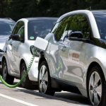 तीन अर्बको विद्युतीय सवारीसाधन आयात