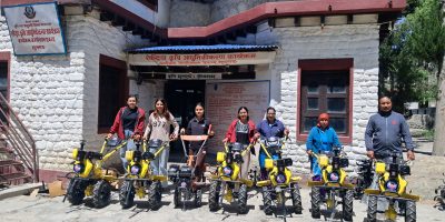 मुस्ताङका किसानलाई अनुदानमा हाते ट्याक्टर