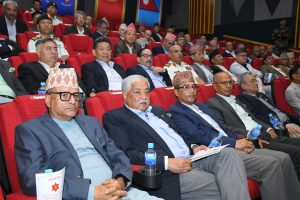 जङ्गी अड्डामा पूर्वरथीहरुसँग अन्तरक्रिया