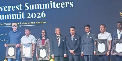 २६ देशका १७६ आरोहीलाई सम्मान