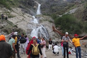 एघार महिनामा म्याग्दी हुँदै सात लाख पर्यटक मुस्ताङ पुगे