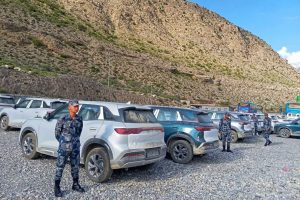 भन्सार छलीको आशङ्कामा सशस्त्र प्रहरीद्वारा ७७४ वटा गाडी नियन्त्रणमा