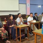 मन्त्रीहरू होल्डिङ सेन्टरको अवलोकनमा