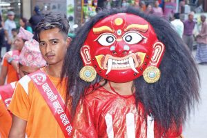 ढोल–झ्याम्टासँगै जाग्दैछ पाल्पाको लाखे संस्कृति