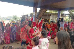 यसपटक तीजमा बजेनन्, मादल र बाँसुरी