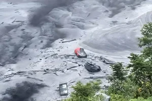 बूढीगण्डकीमा बाढी,  चुमनुब्रीका ३५ घर बगे