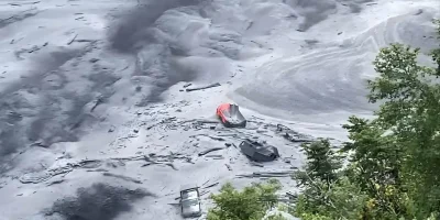 बूढीगण्डकीमा बाढी,  चुमनुब्रीका ३५ घर बगे